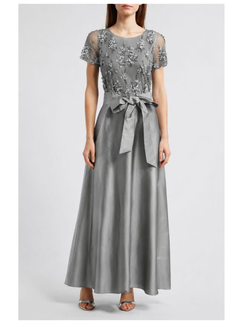 Pisarro Nights 3D Floral Bodice Beaded Gown Gray Women’s Size 6